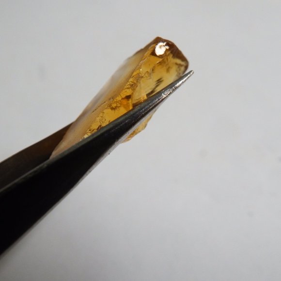 10.8ct imperial topaz bi color eye clean facet grade rough gemstone from brazil - Picture 8 of 9